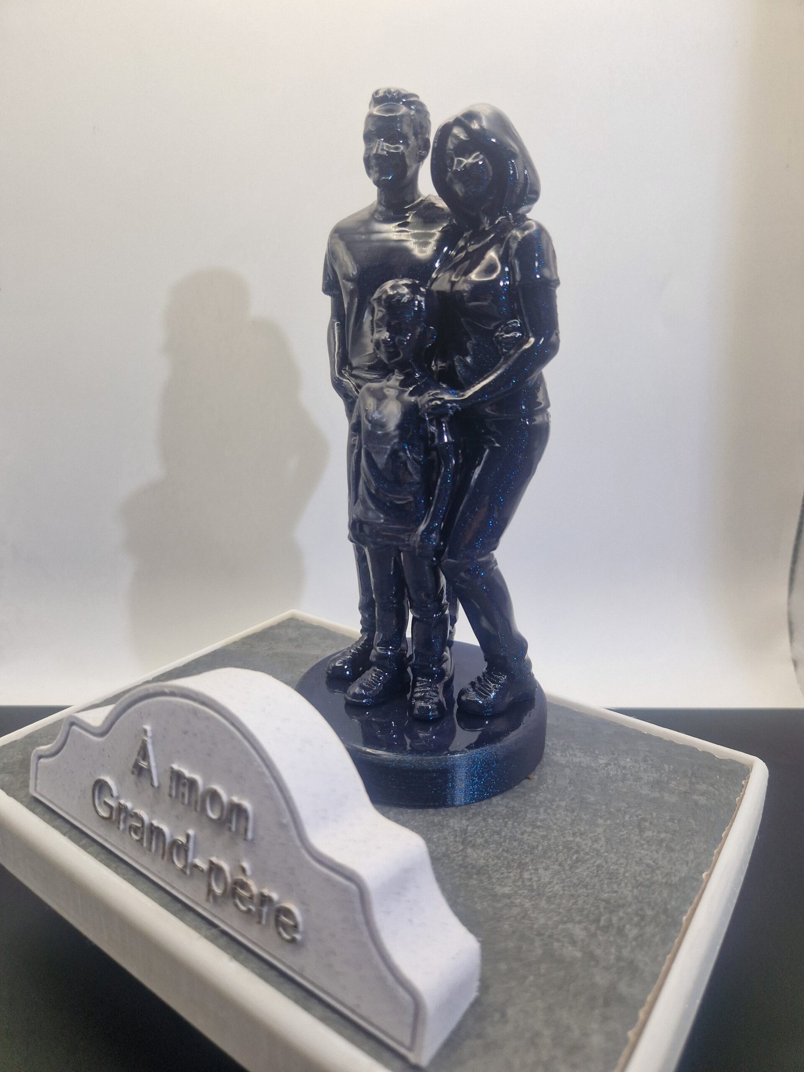 Plaque funéraire Couple avec garçon personnalisée