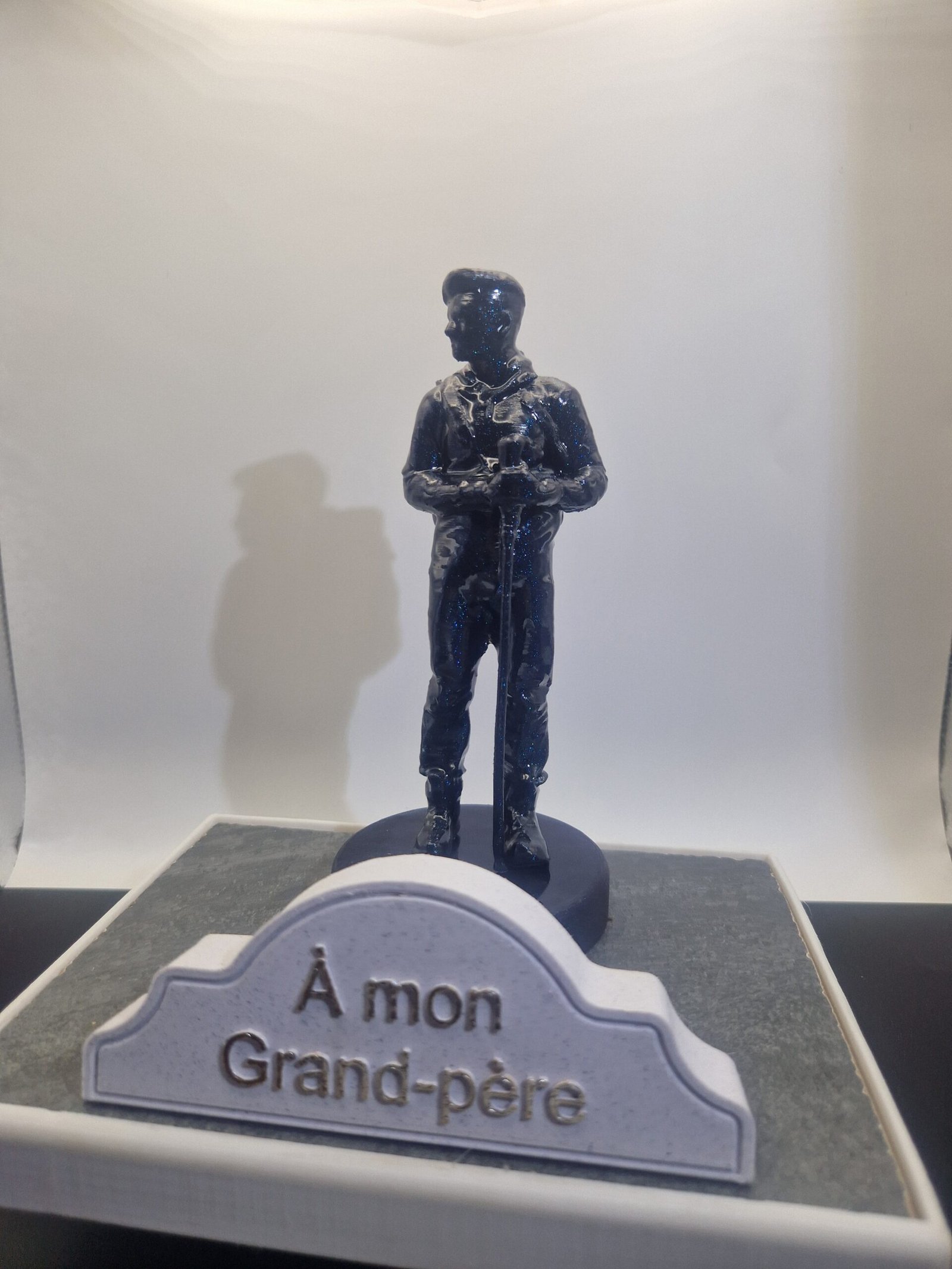 Plaque funéraire Randonneur personnalisée – Image 2