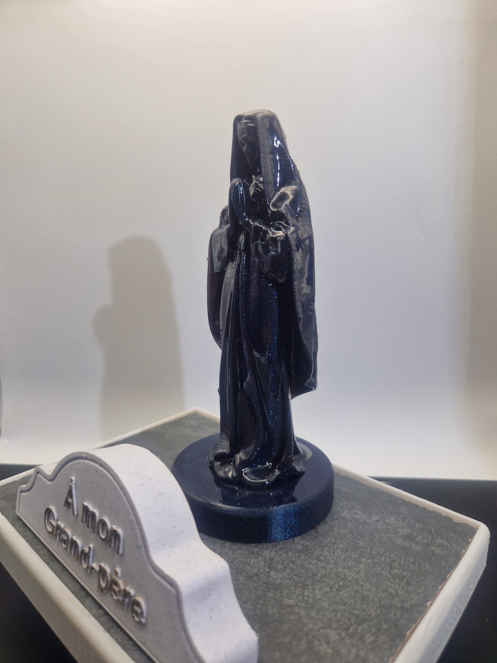 Plaque funéraire Vierge Marie personnalisée