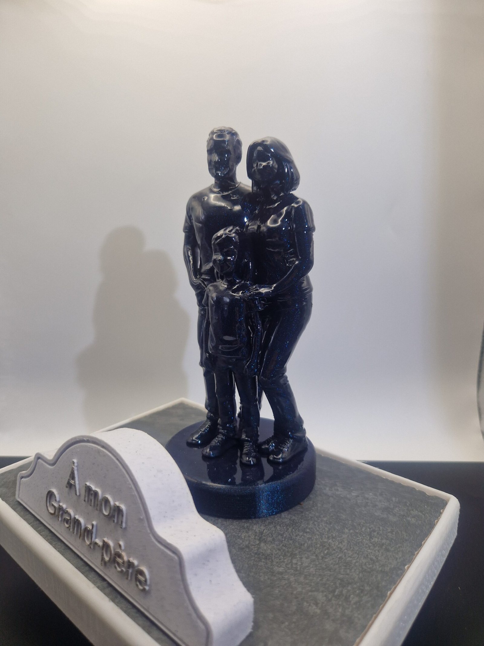 Plaque funéraire Couple avec petite fille personnalisée