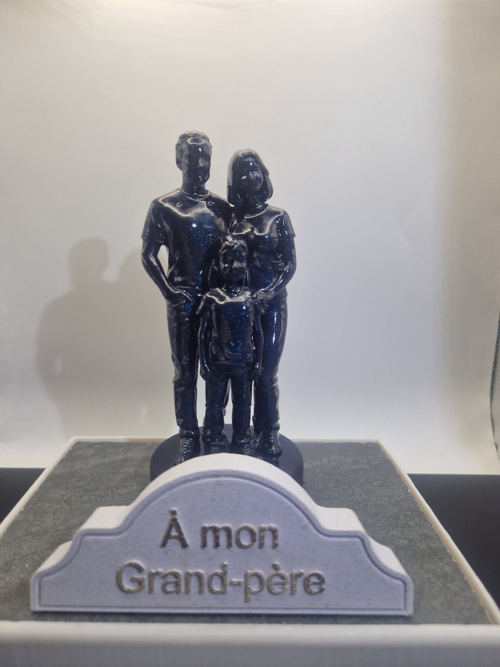 Plaque funéraire Couple avec petite fille personnalisée – Image 2